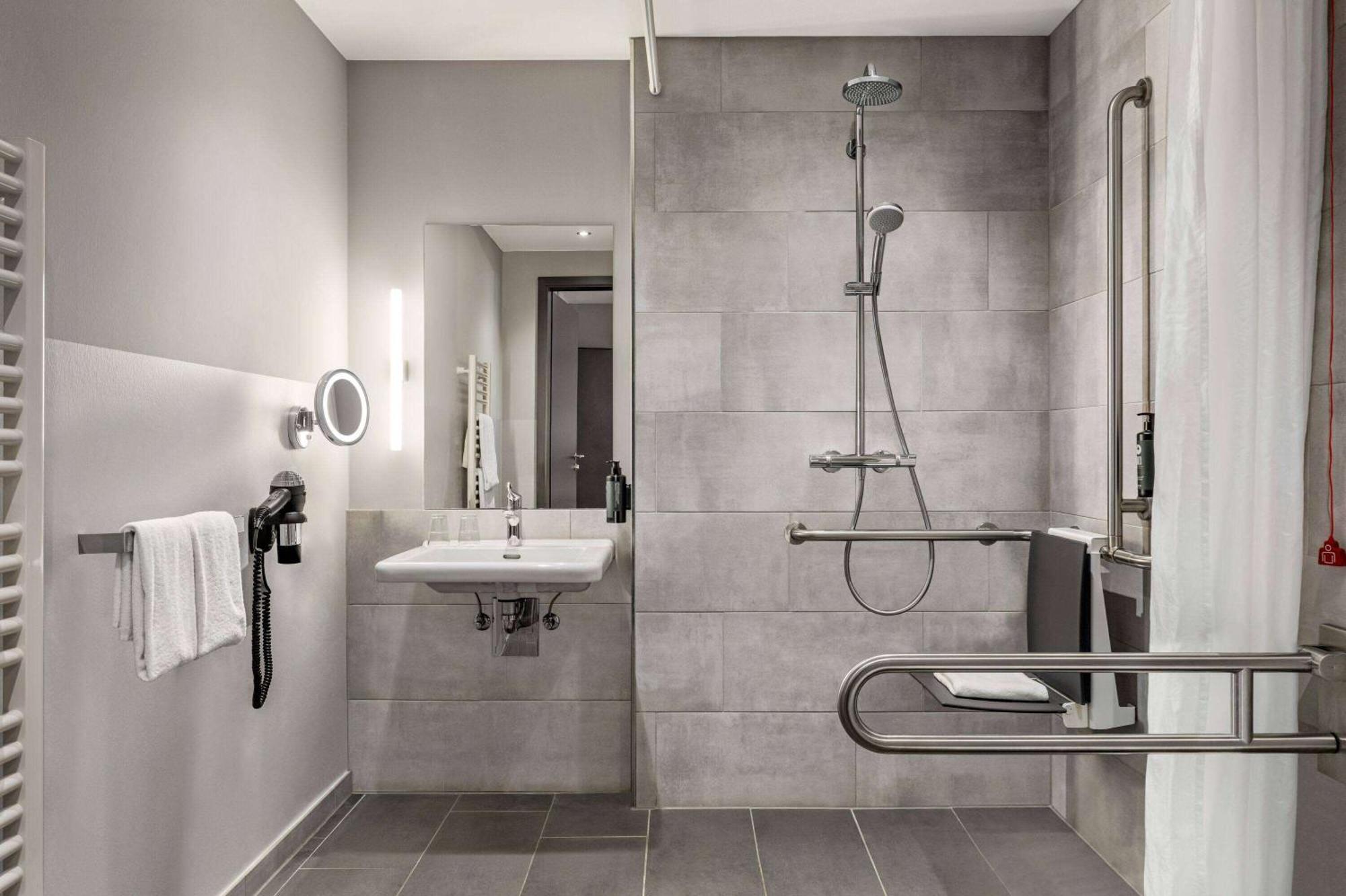 Vienna House Easy By Wyndham Bremen City Apartments Екстер'єр фото
